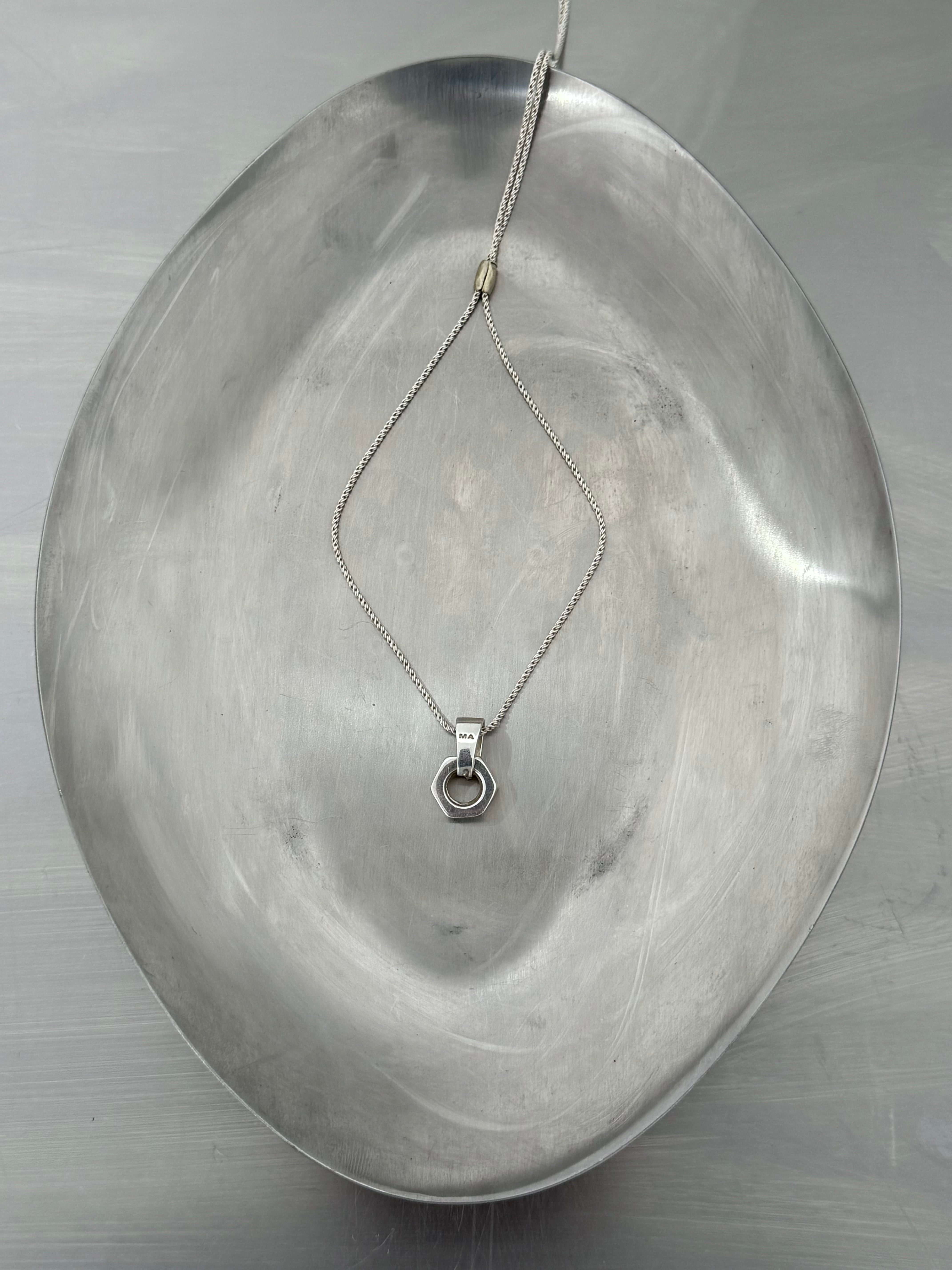 ADJUSTABLE WASHER NECKLACE