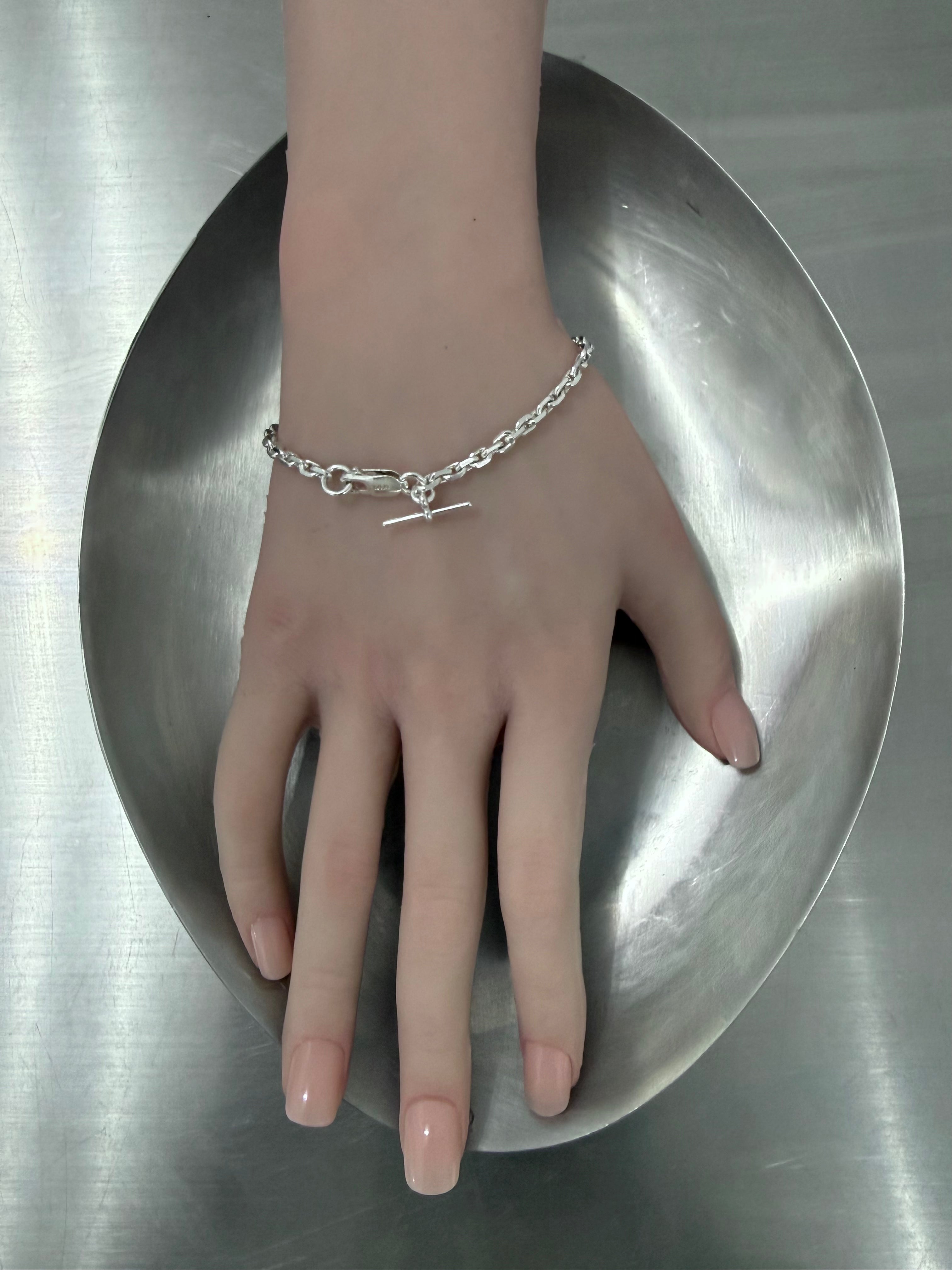 BABY DIAMOND CUT SILVER BRACELET