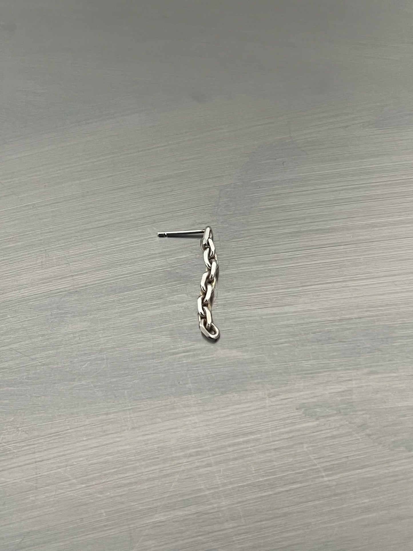DIAMOND LINK SILVER EARRING
