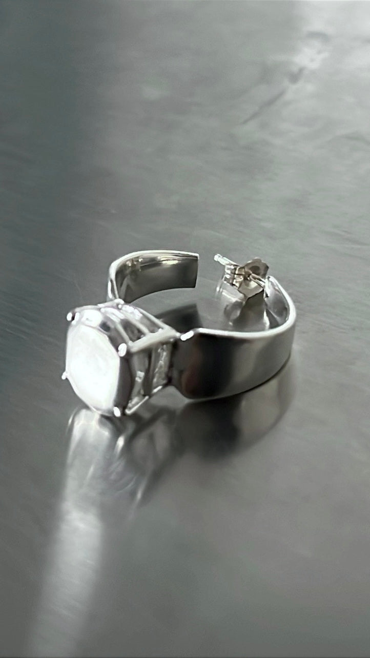 SILVER STONE EARRING