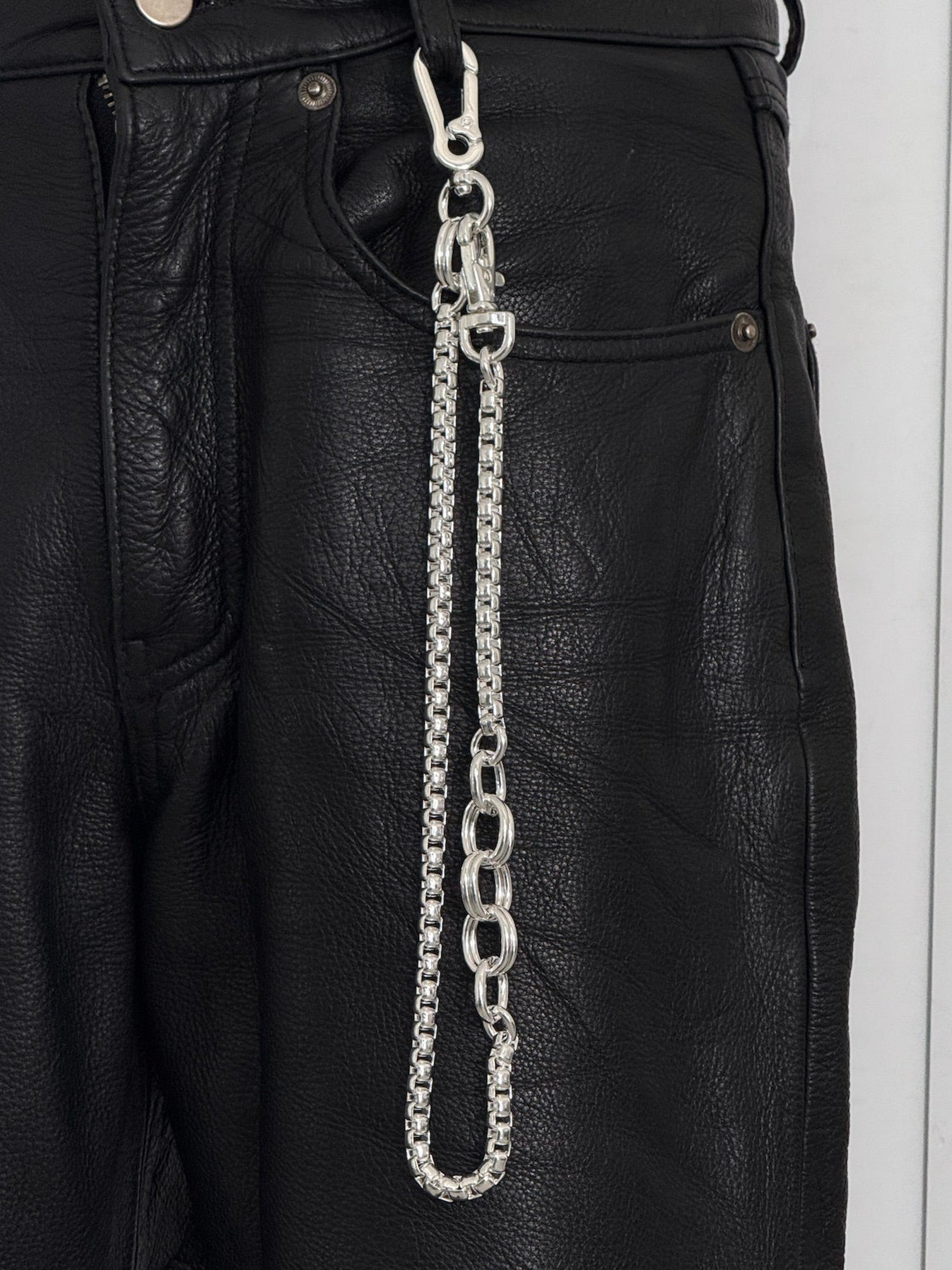 BRYAN BOXER WALLET CHAIN
