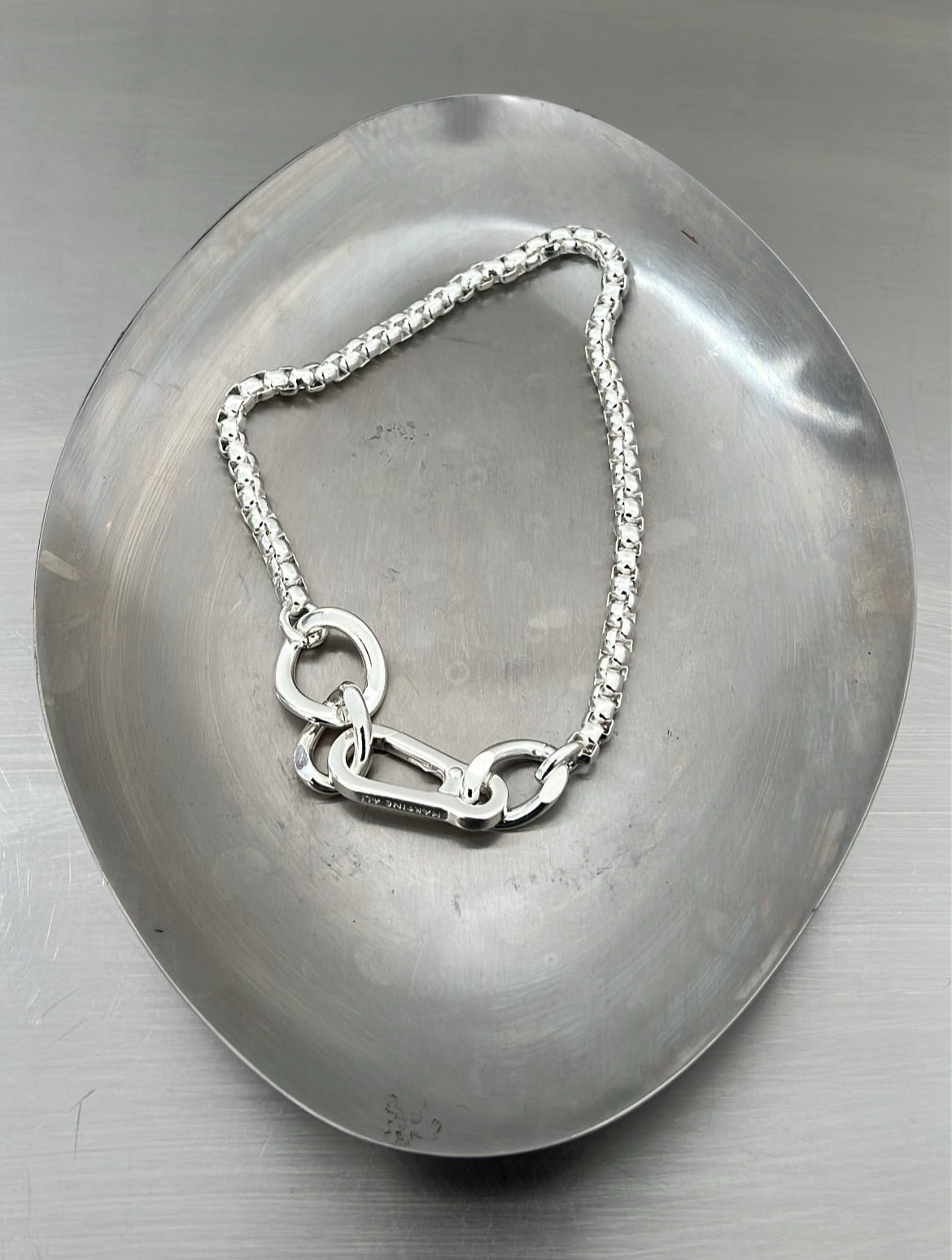 IRIO BOXER SILVER NECKLACE