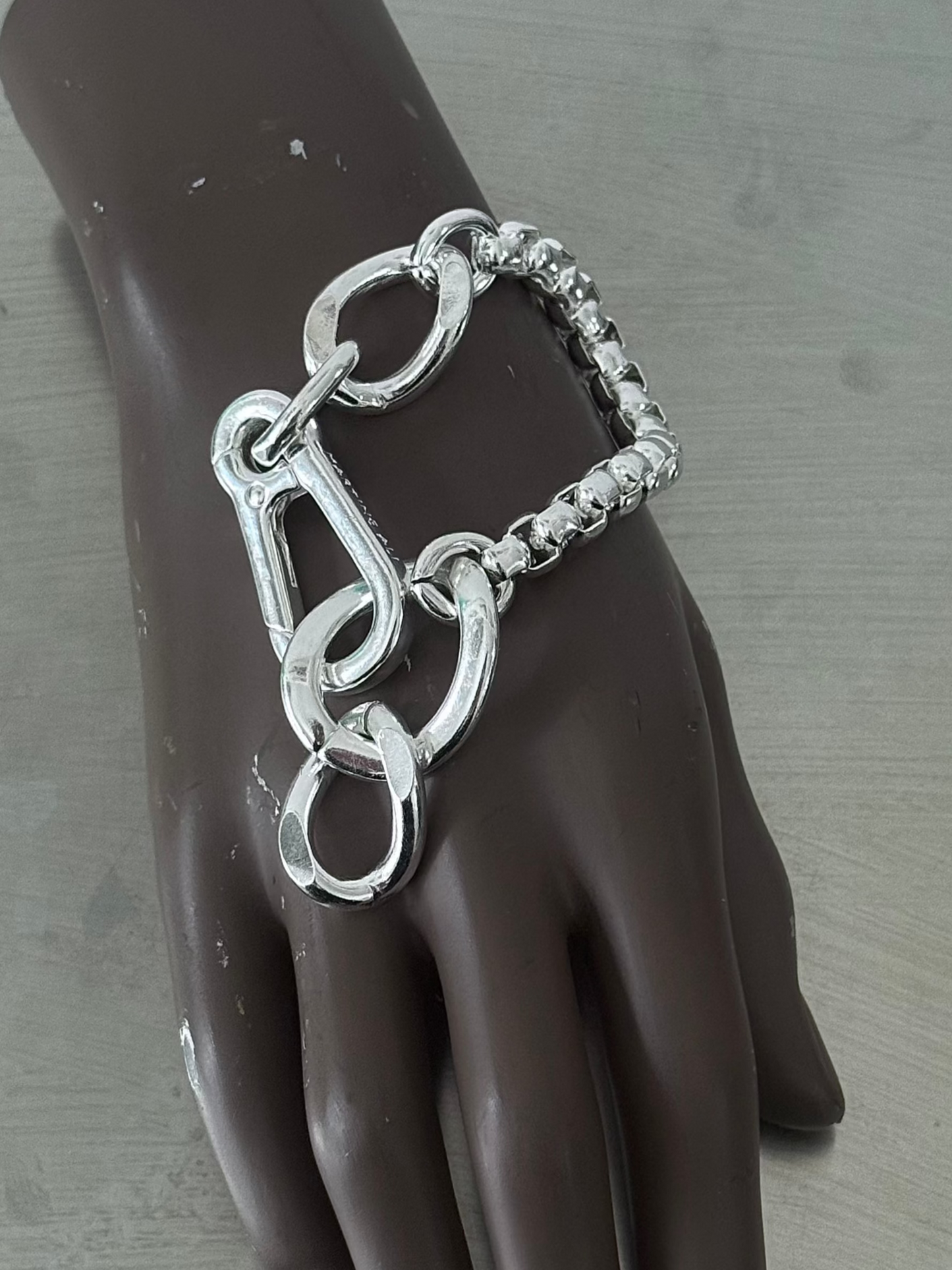 IRIO BOXER SILVER BRACELET