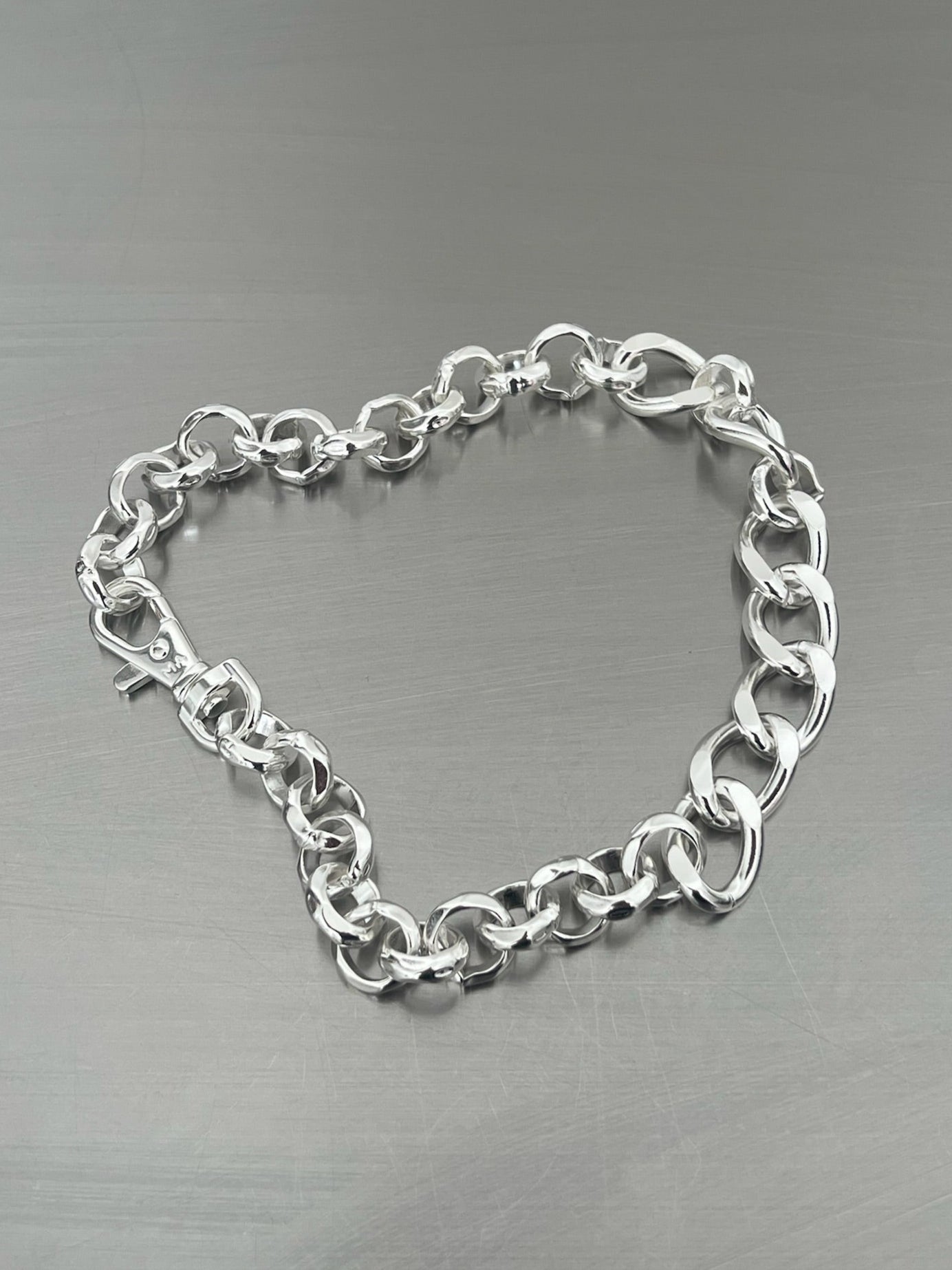 YUREL SILVER CHAIN NECKLACE