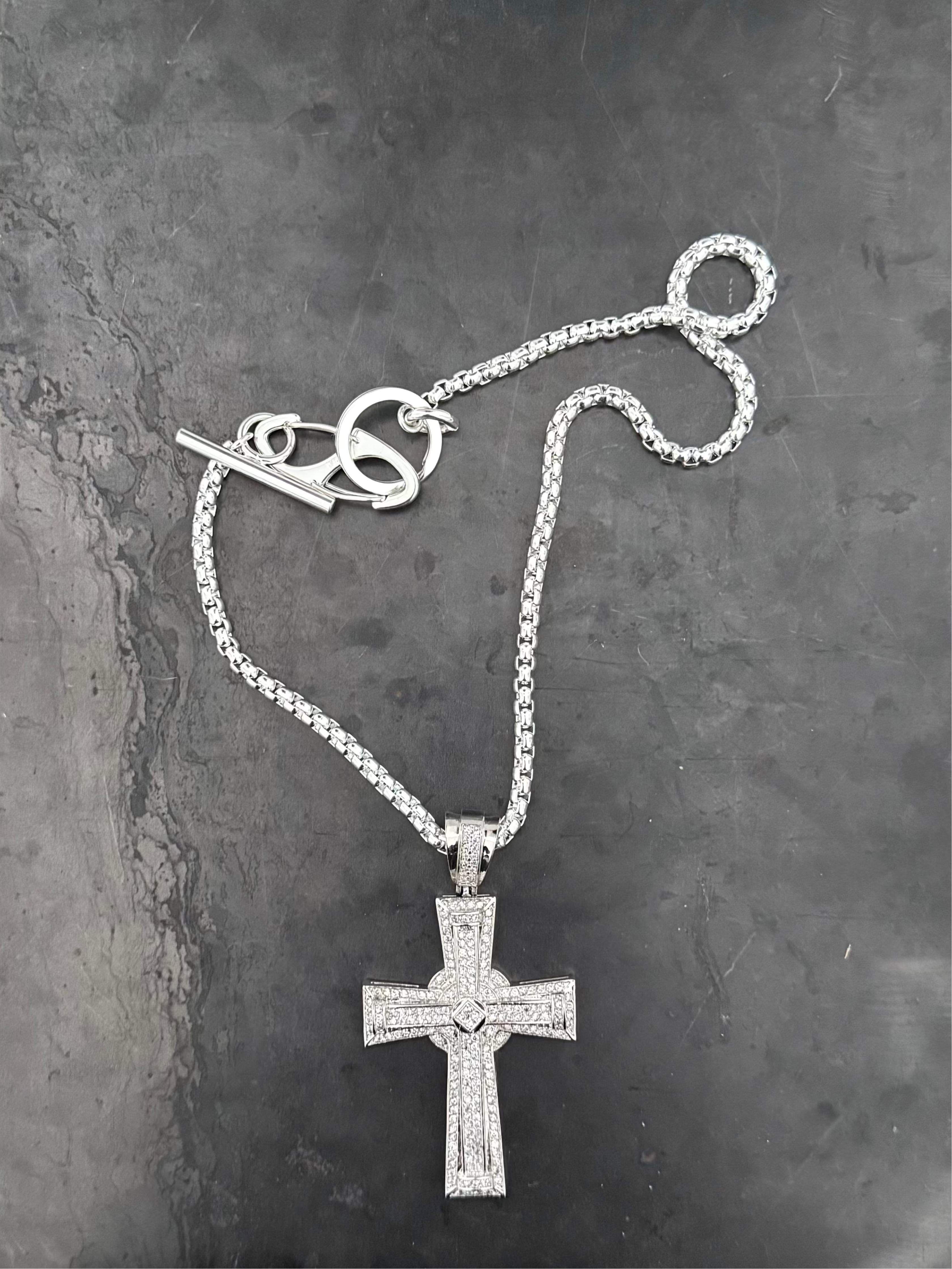 KAI CROSS NECKLACE