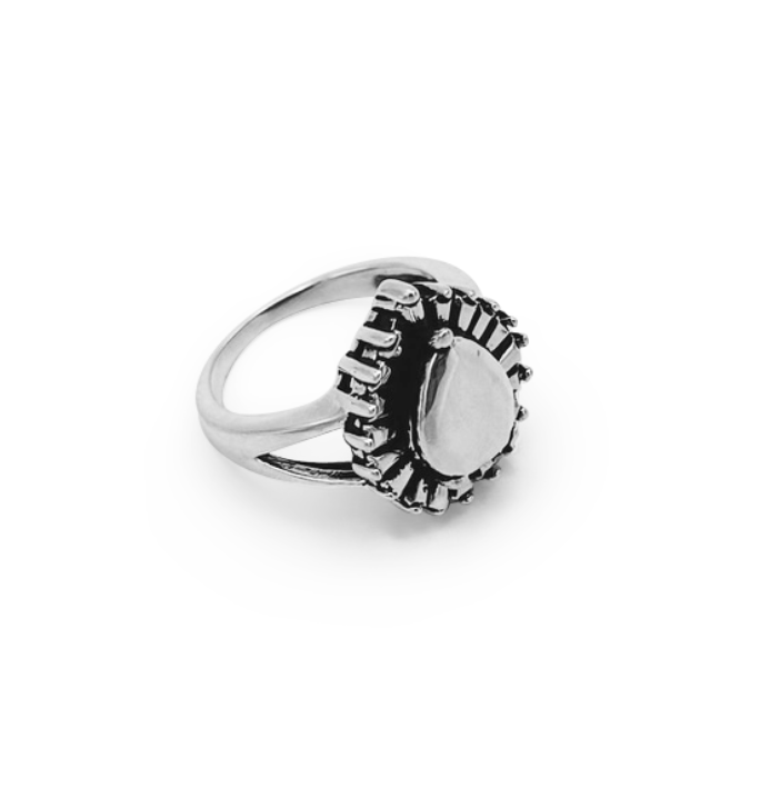 TEARDROP RING