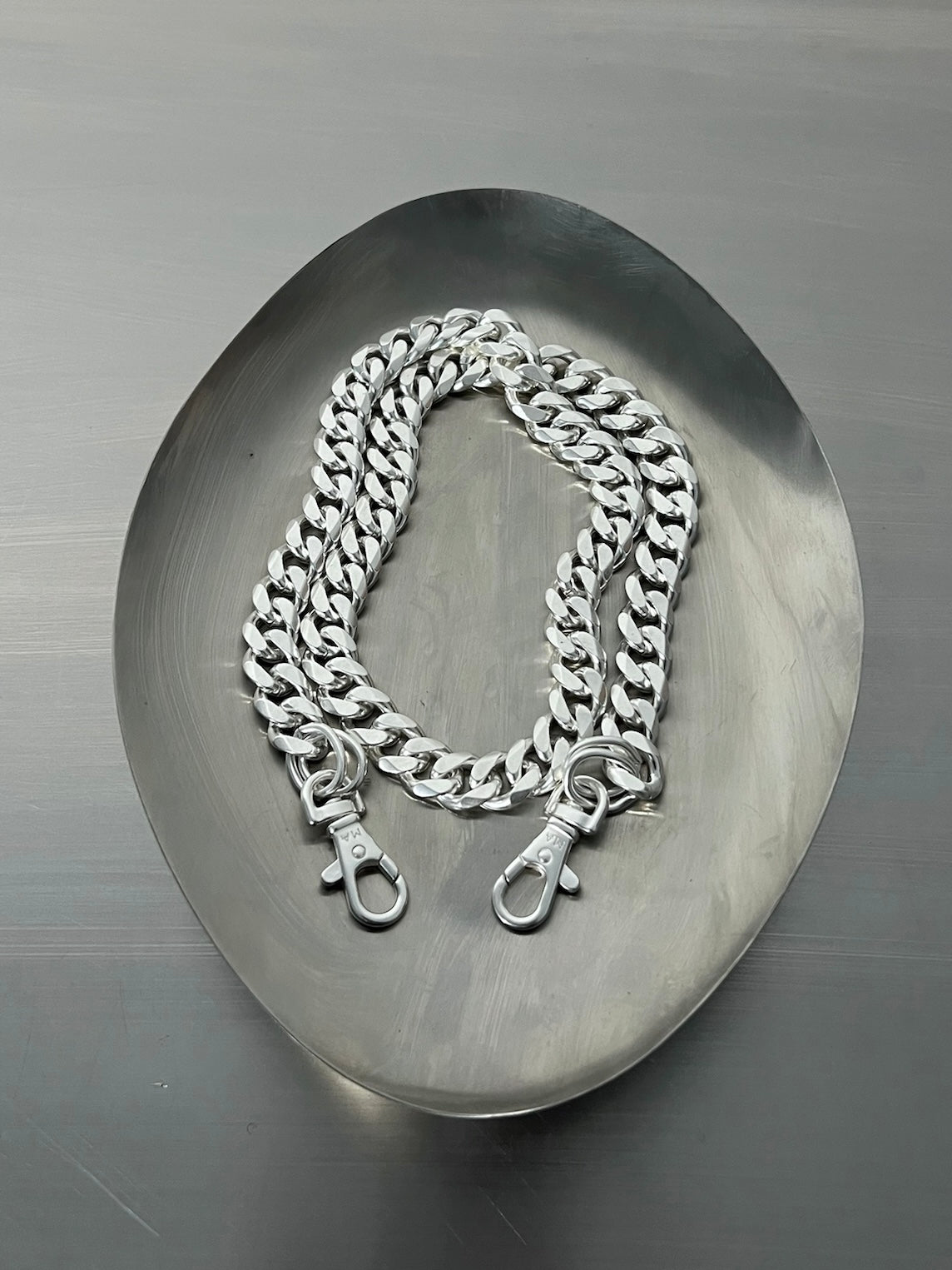 TRAVIS CUBAN WALLET CHAIN