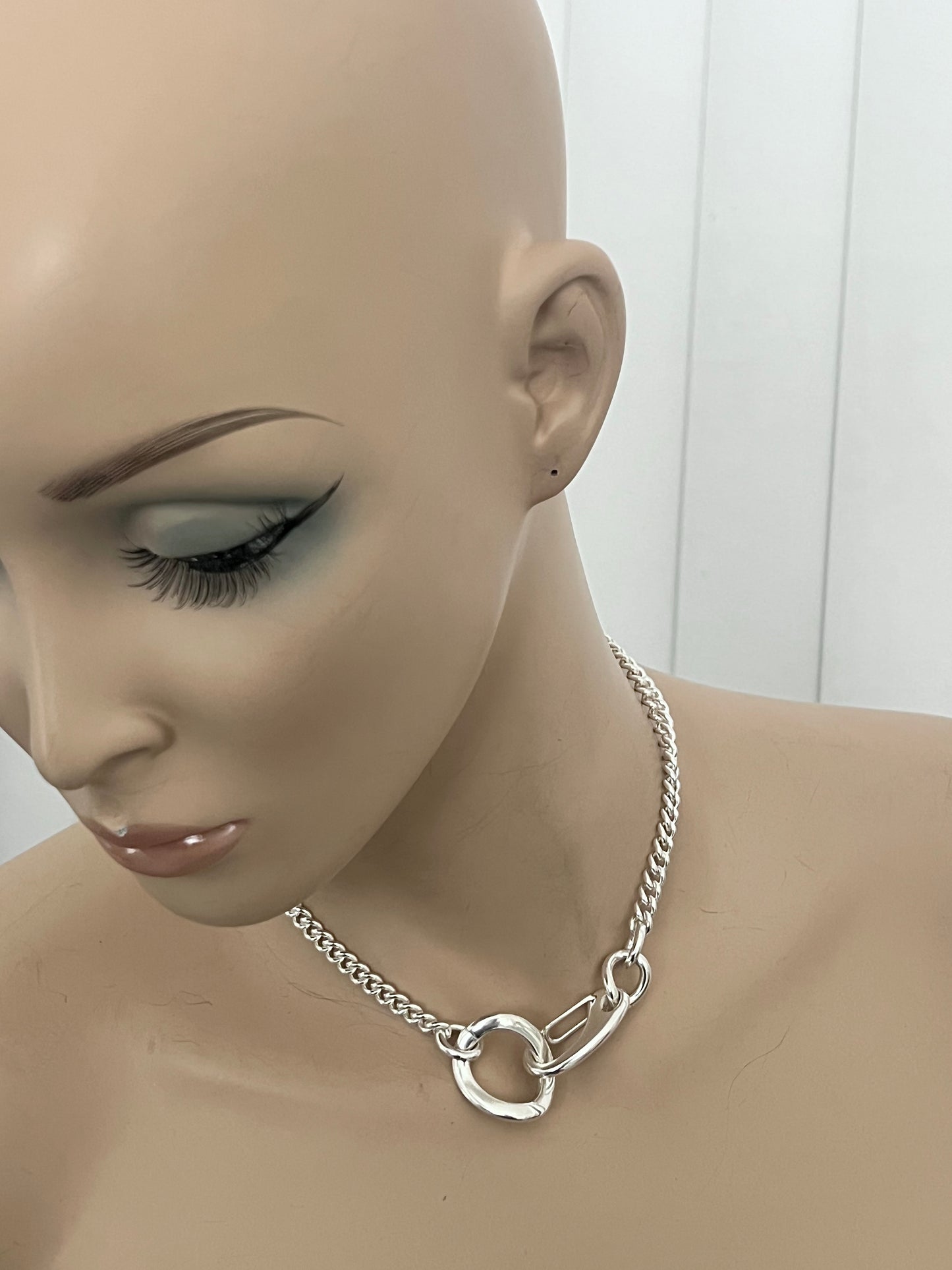 ASTRID SILVER CHAIN NECKLACE
