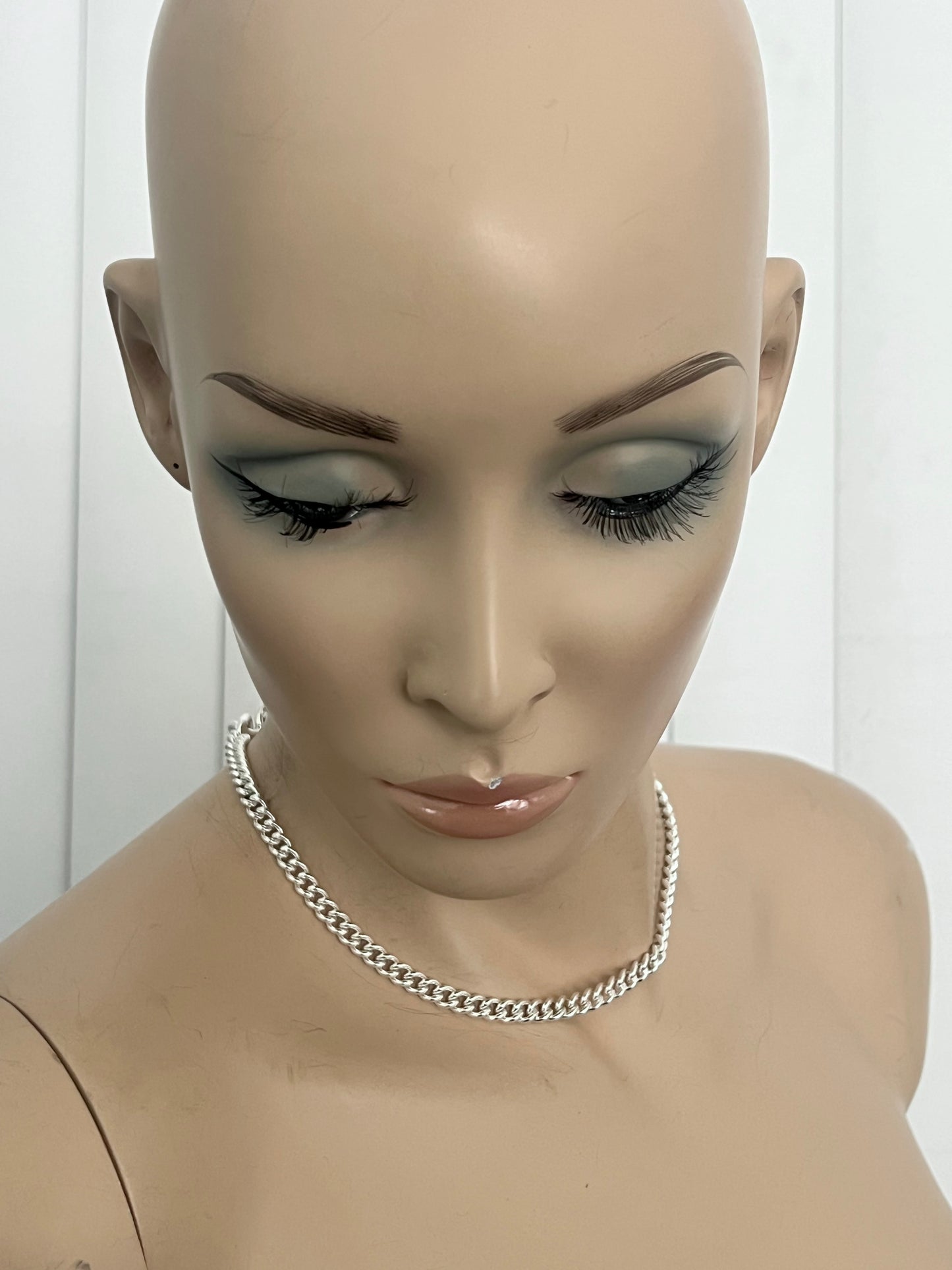 ASTRID SILVER CHAIN NECKLACE