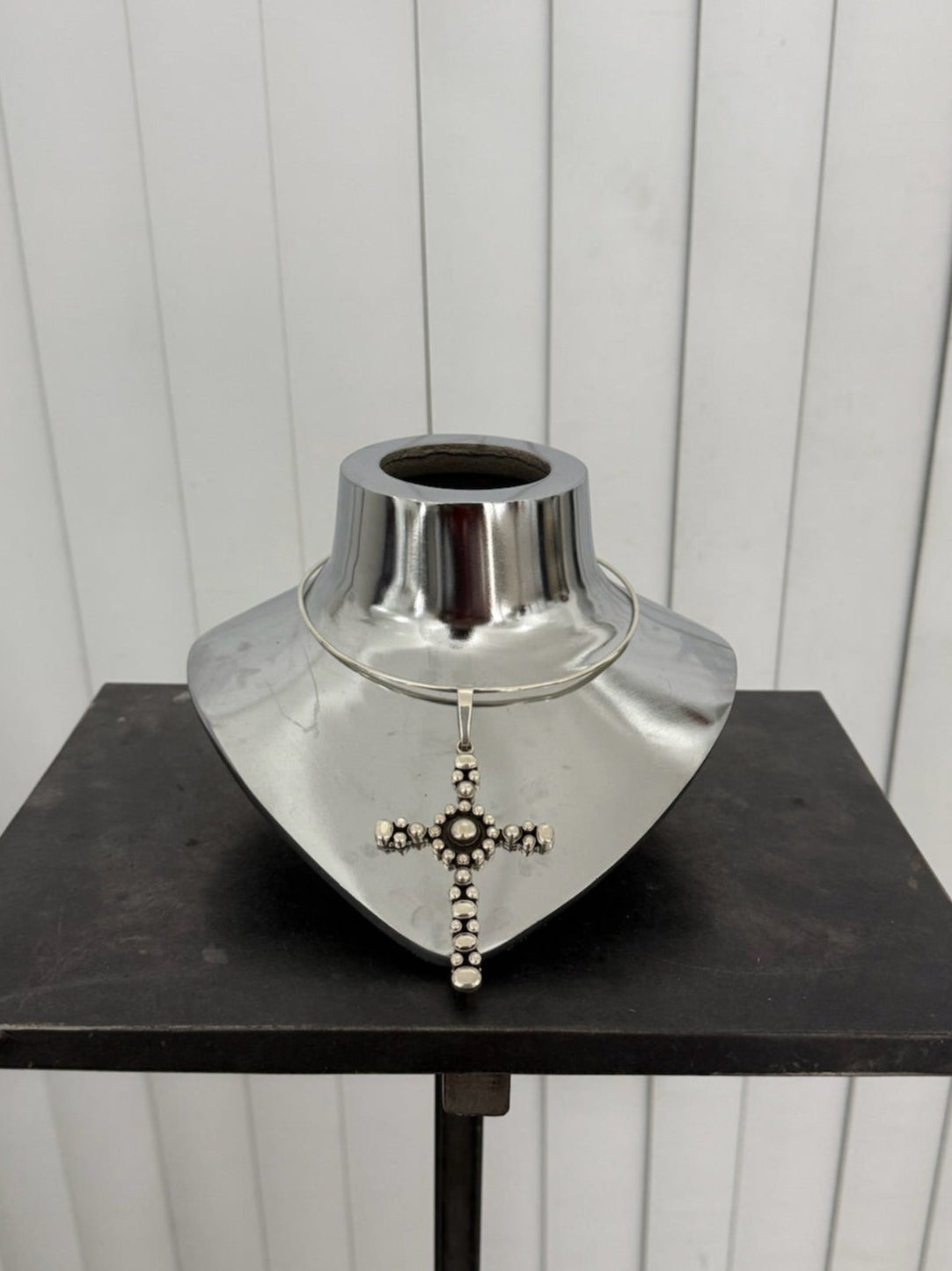 WIRE COLLAR