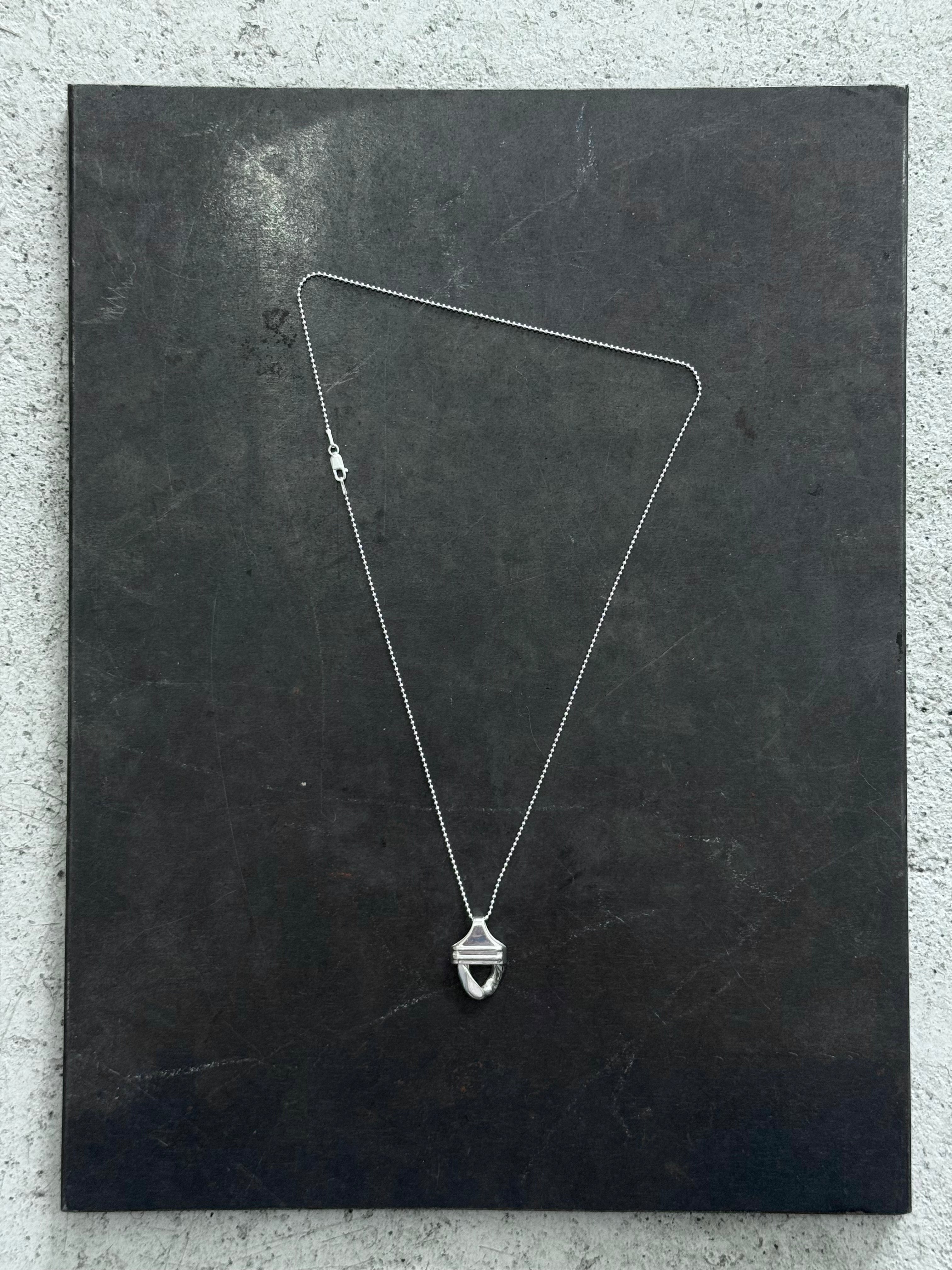 QIL CHARM NECKLACE
