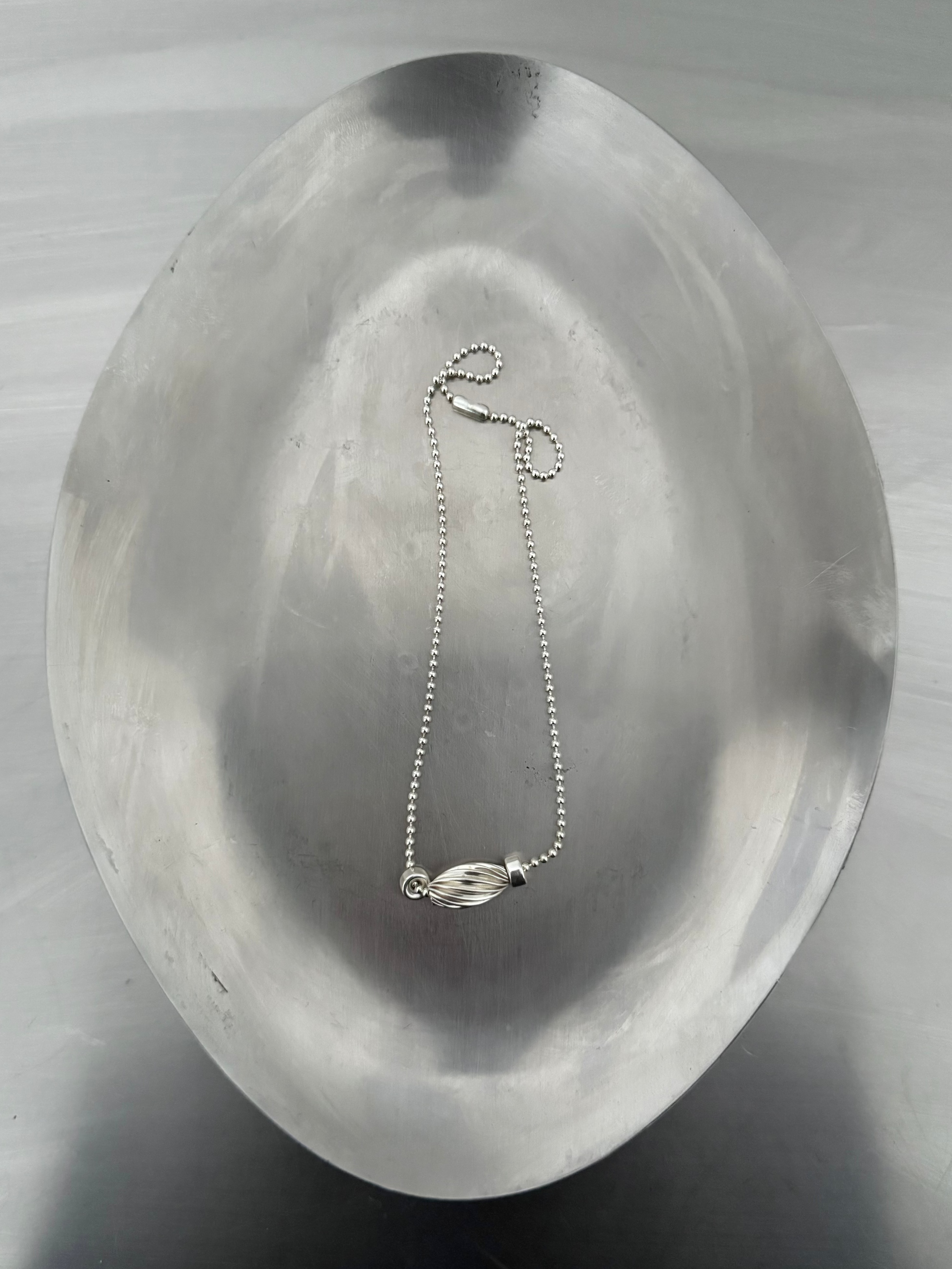 KORA BEAD CHOKER