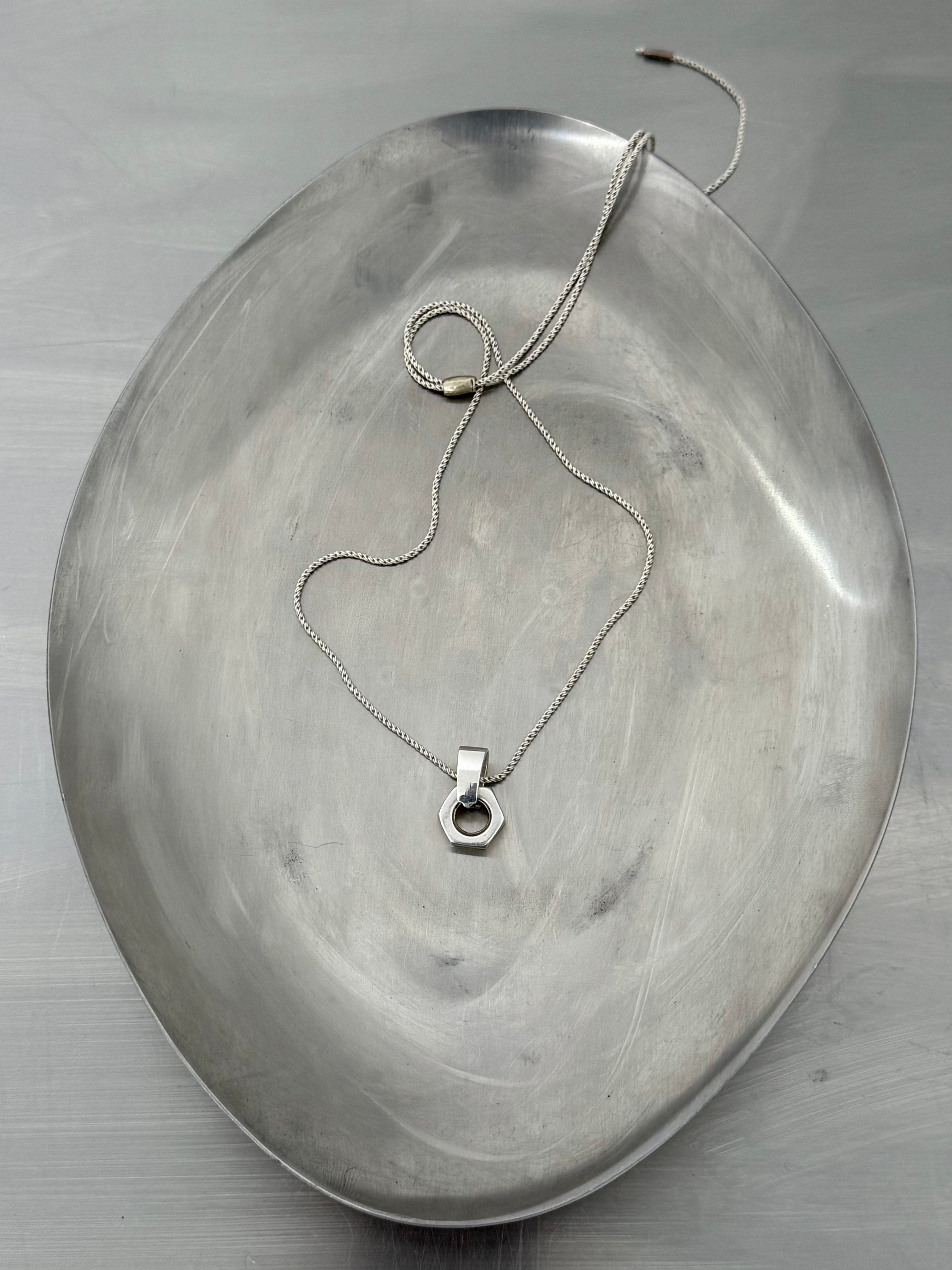 ADJUSTABLE WASHER NECKLACE