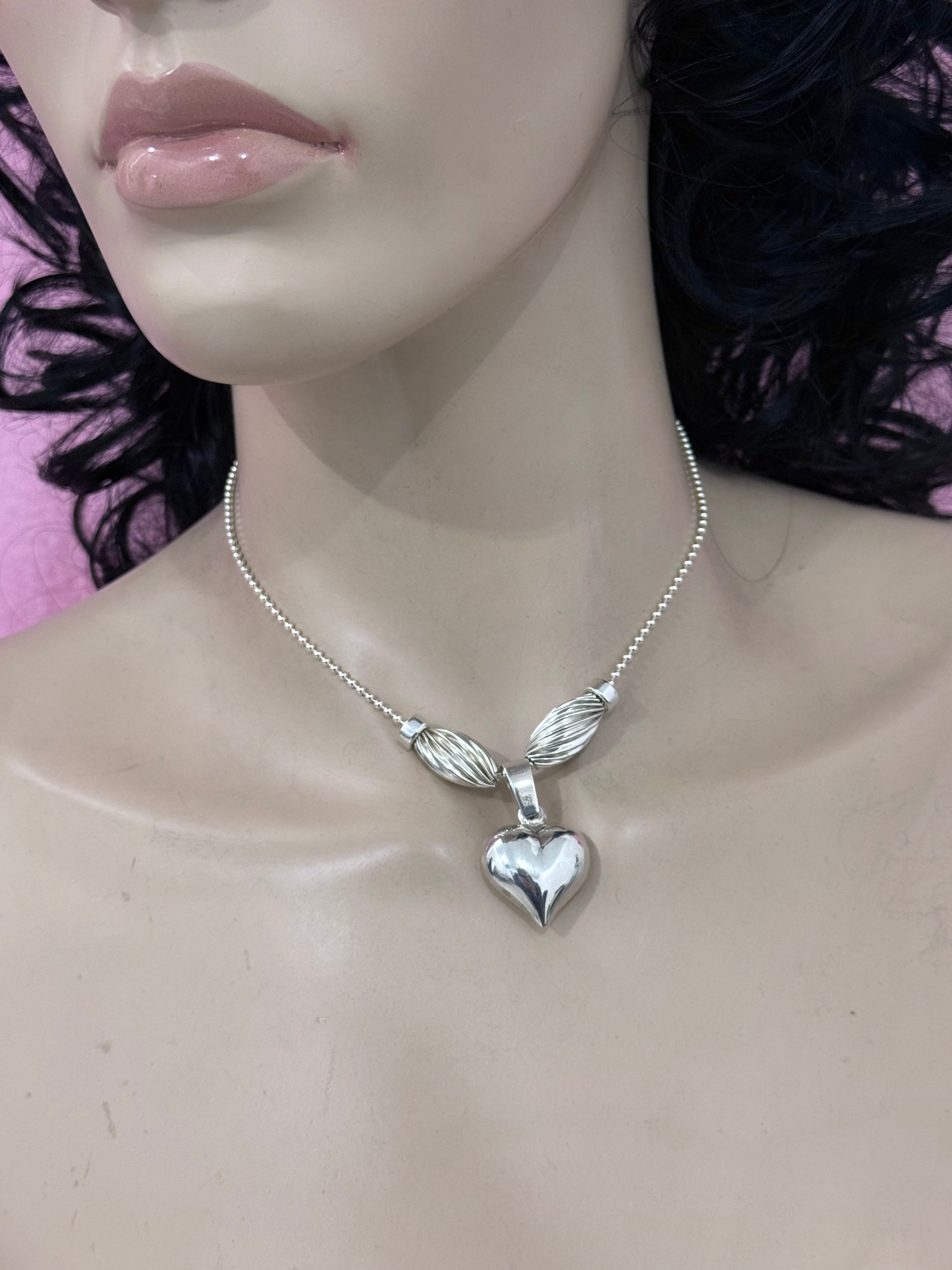 AVERI BALE BEAD NECKLACE