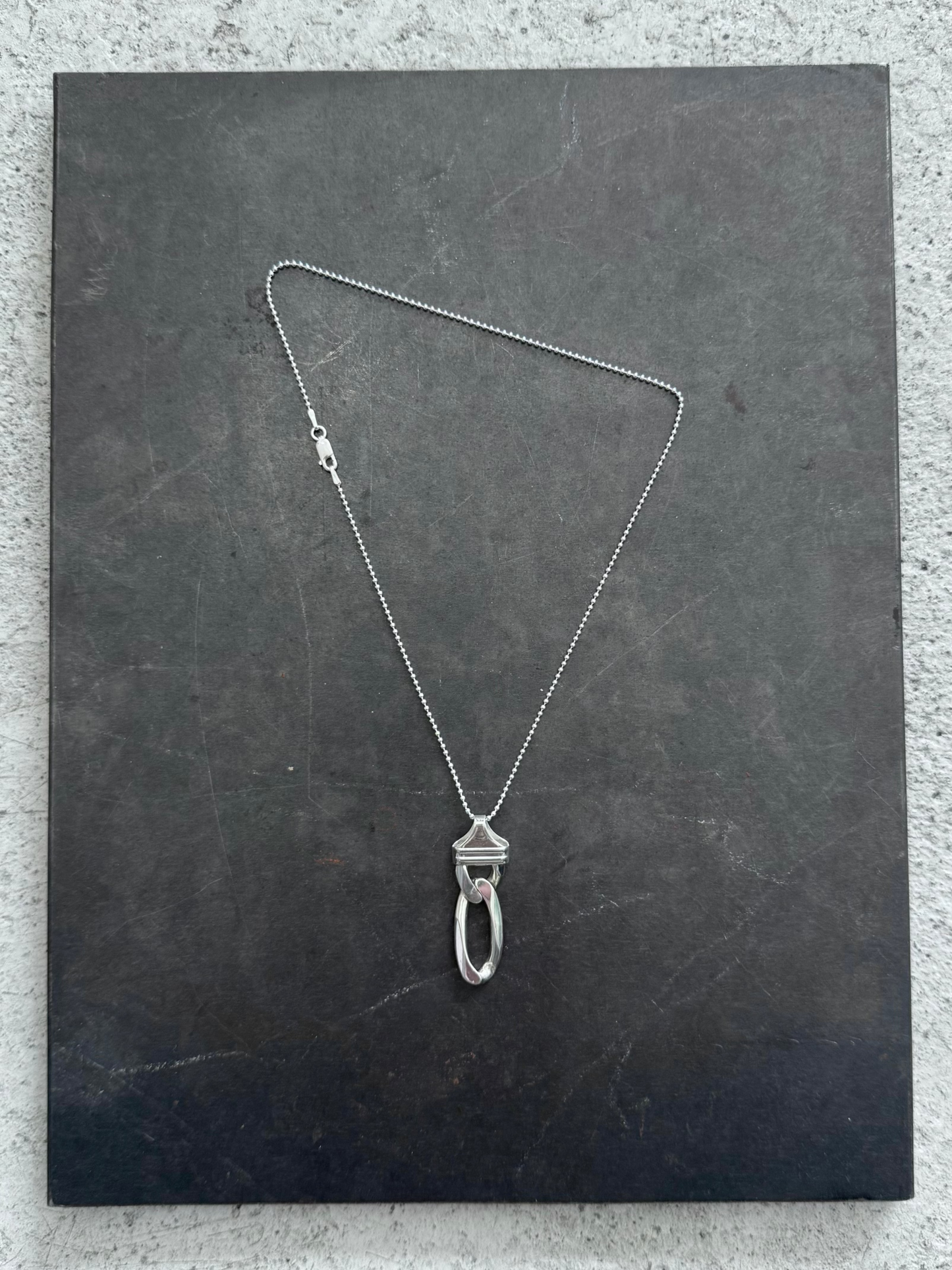 LARRY LINK NECKLACE
