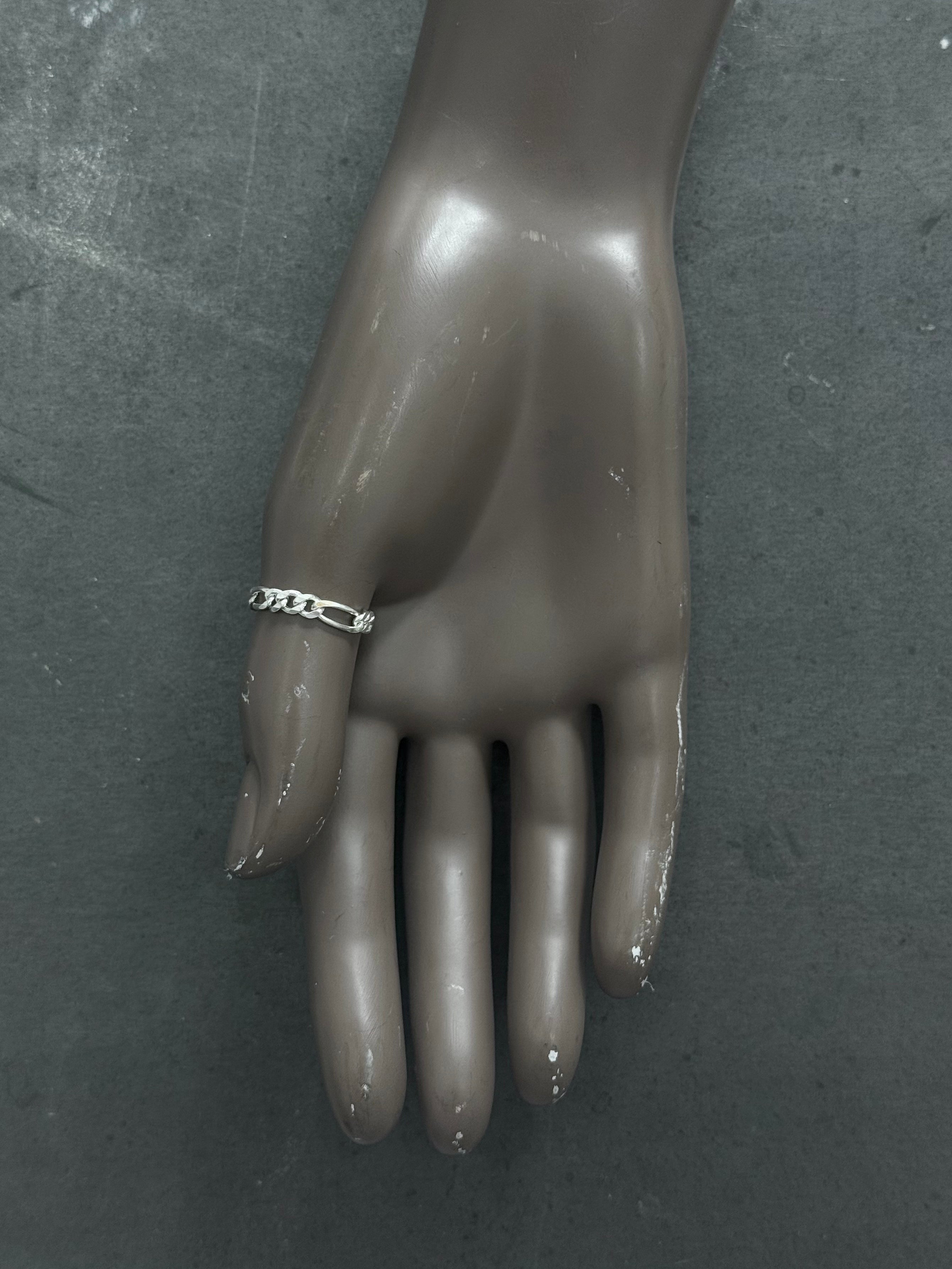 BABY FIGARO LINK SILVER RING
