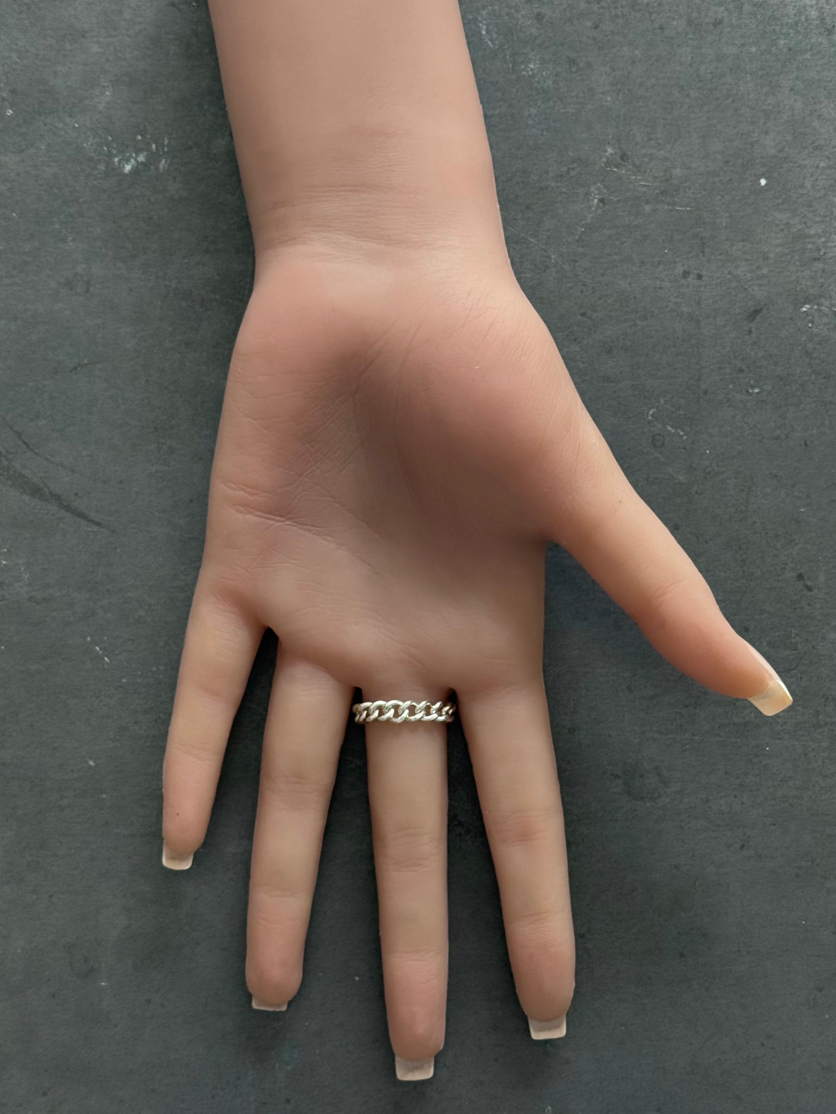DAVE CURB SILVER CHAIN RING