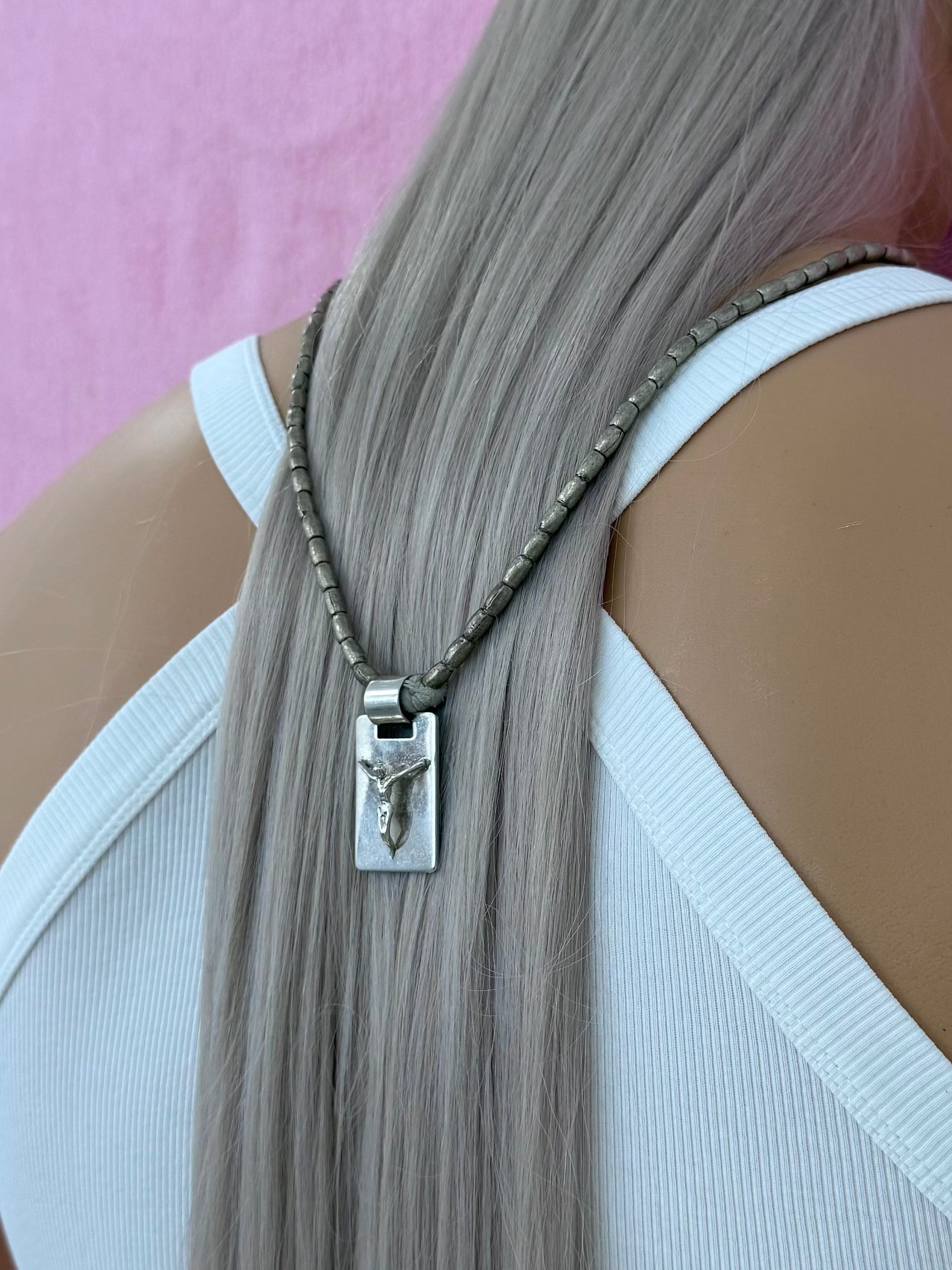 BOLE BEADED CRUCIFIX NECKLACE