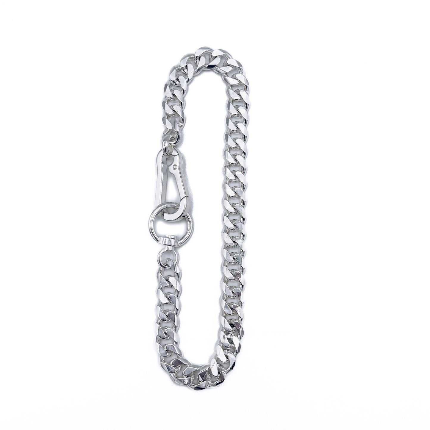 Classic Cuban link design with a hefty profile . Flat