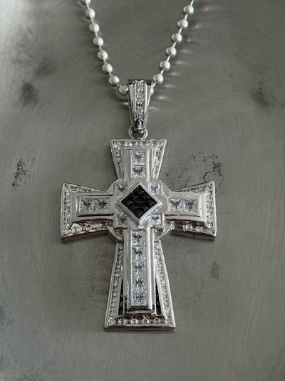 EVE BLING CROSS NECKLACE