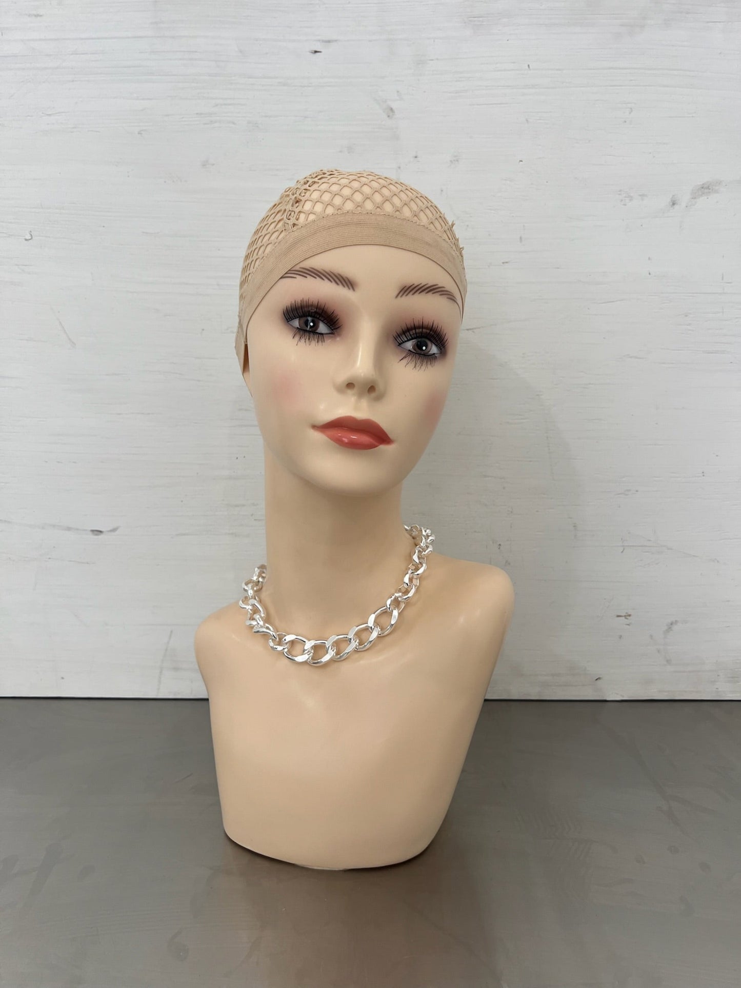 YUREL SILVER CHAIN NECKLACE