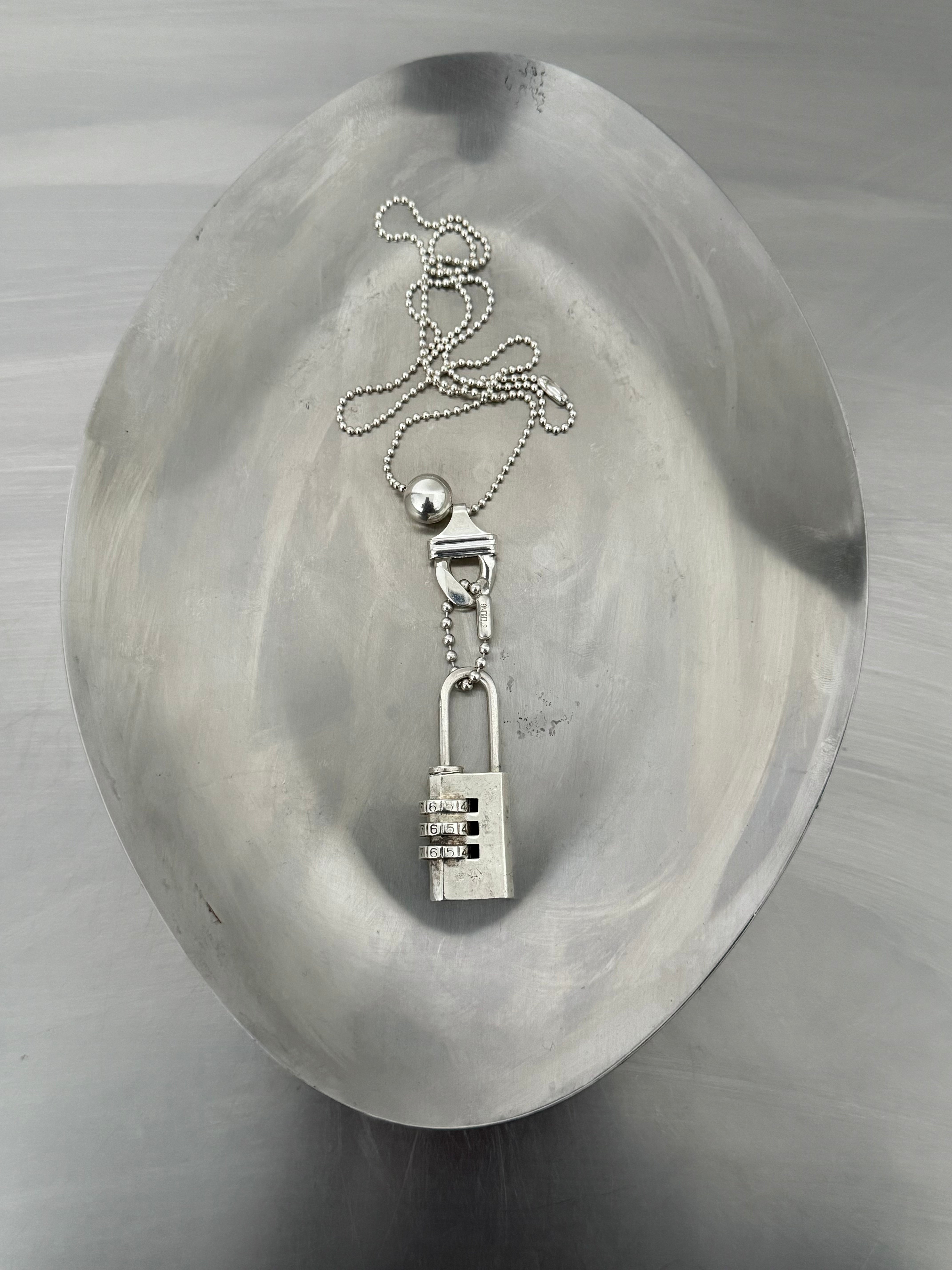 LOCK DROP BEAD NECKLACE