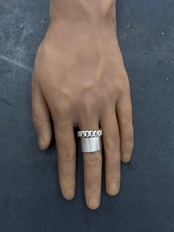 【関税込み】Martine Ali 'MA' Cuff リング Cuff Ring (Sterling Silver) | MARTINE ALI STUDIO – Martine