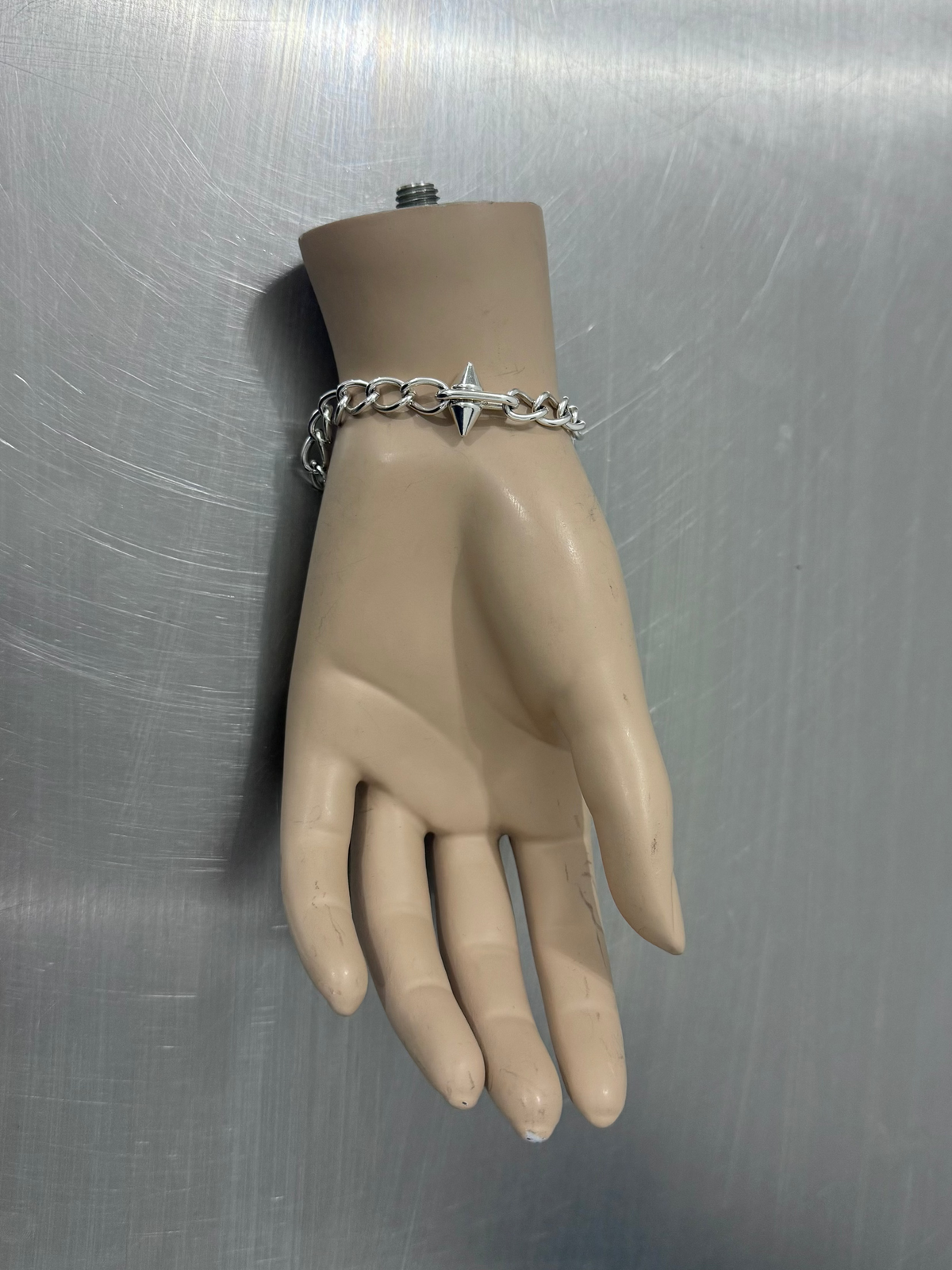 SPIKE PIN BRACELET