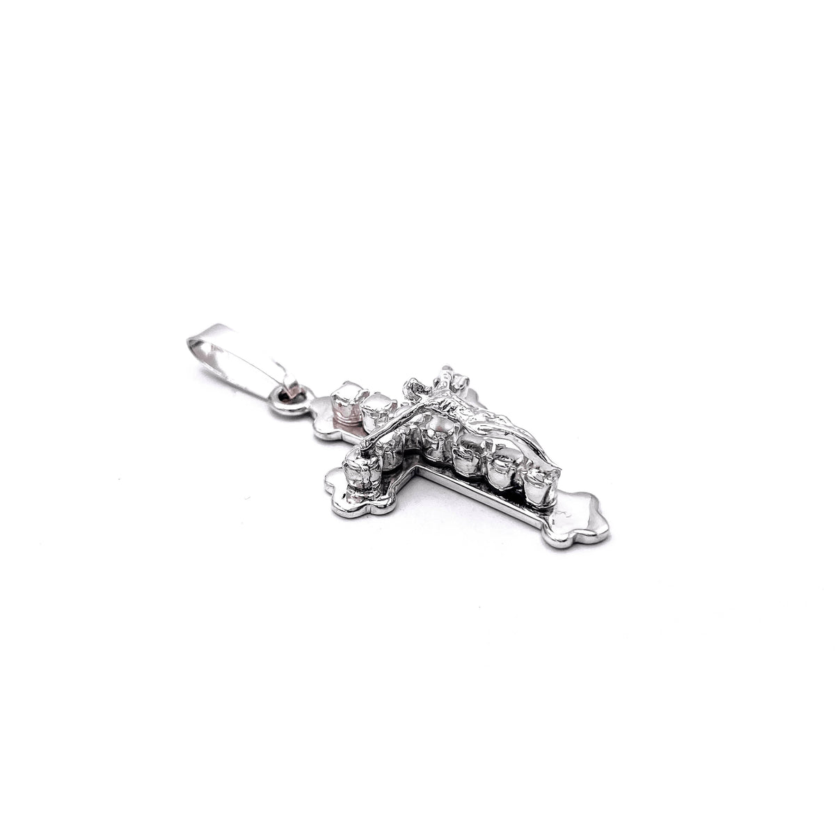 RUI CROSS PENDANT