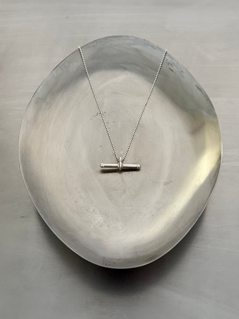 TIMOTHY TOGGLE NECKLACE