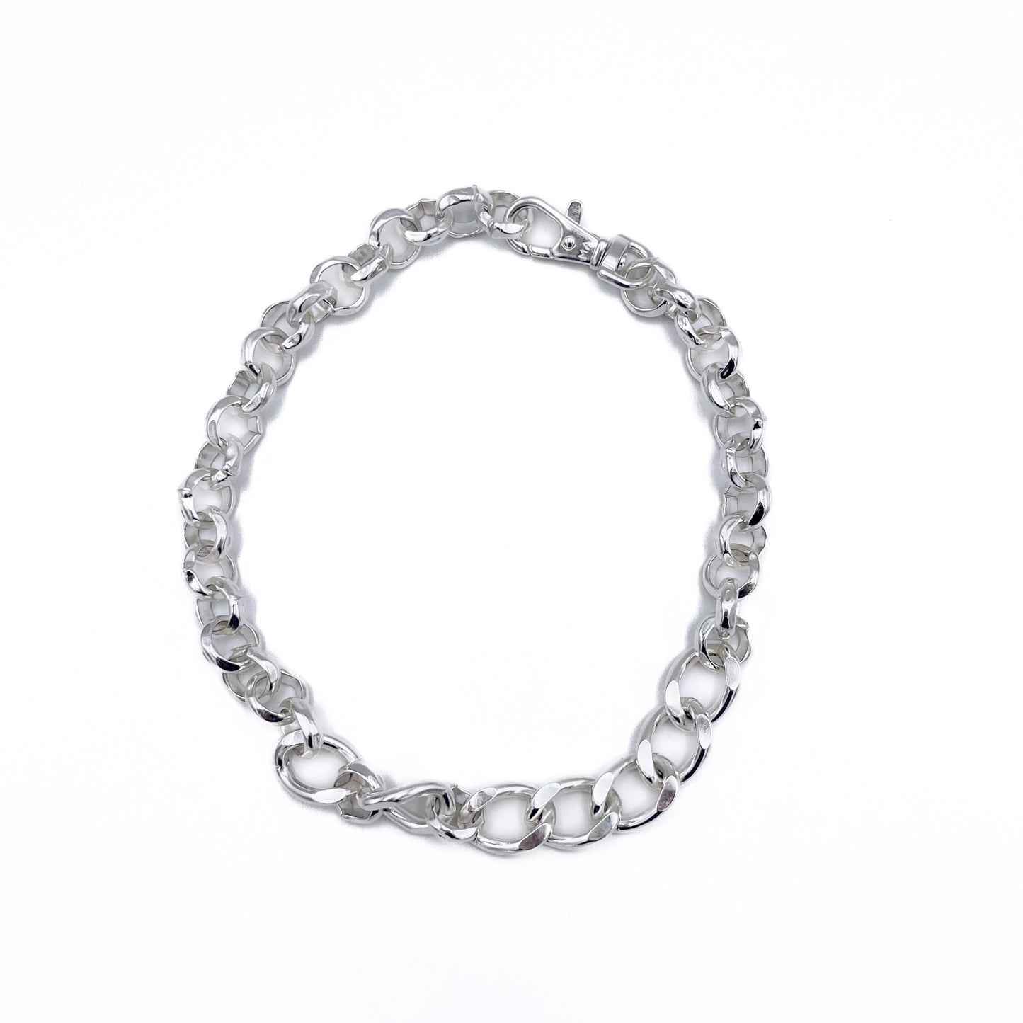 Heirloom silver finish over chunky chain links .